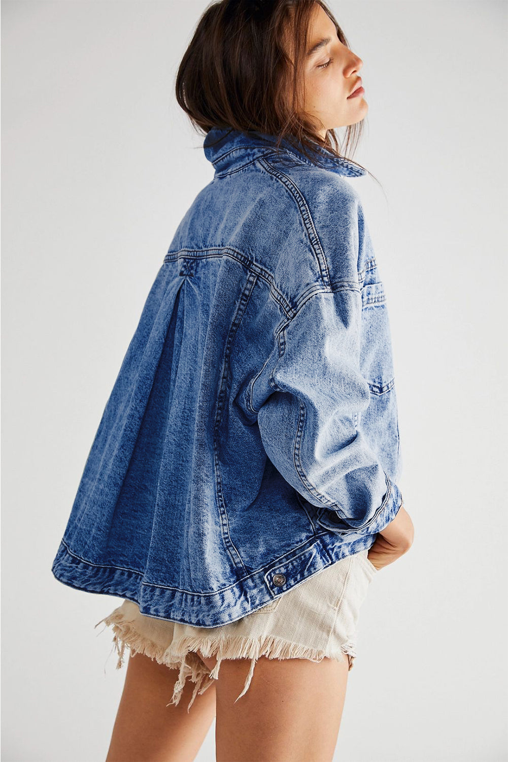 Fashionable loose fit denim jacket for women