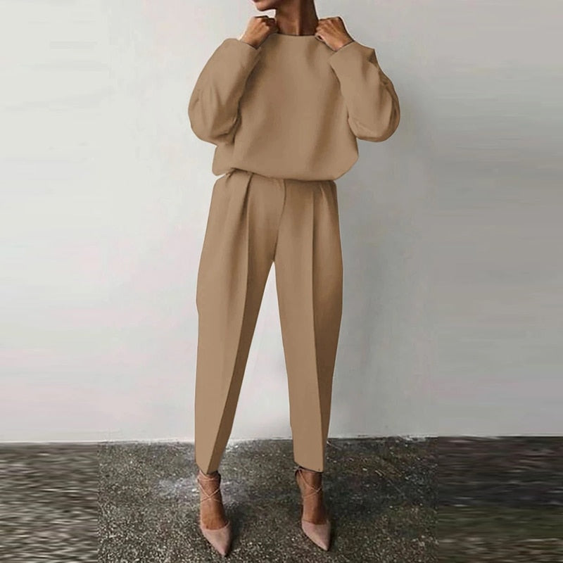 Women’s 2-Piece Suit Set – Relaxed Fit Top with Balloon Sleeves – High-Waisted Tapered Pants