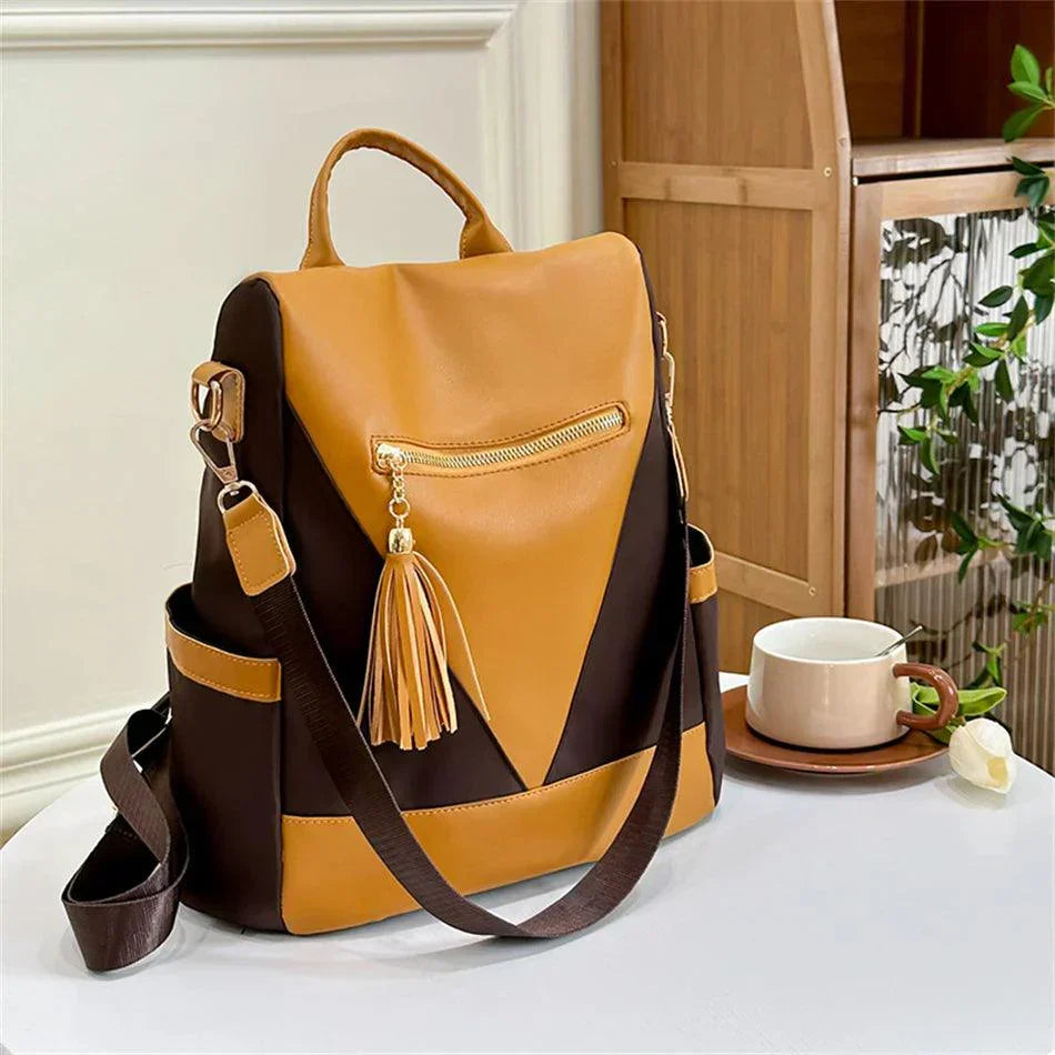 Valentina - two-tone backpack with tassel charm