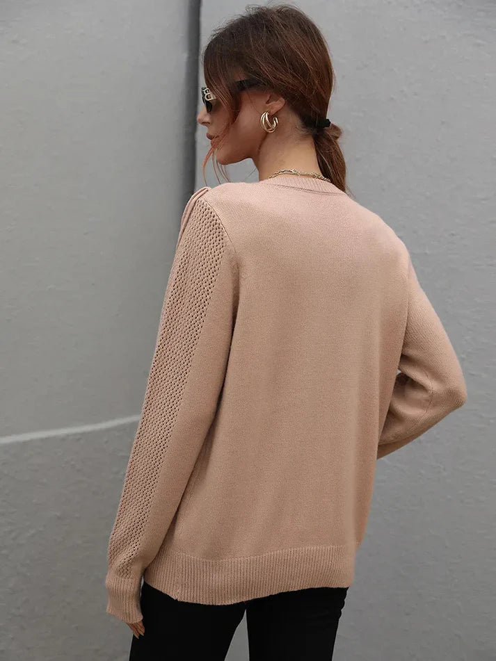 Women's sweater with fringes