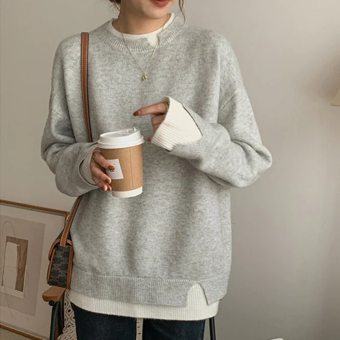 Women's oversized long sleeve sweater