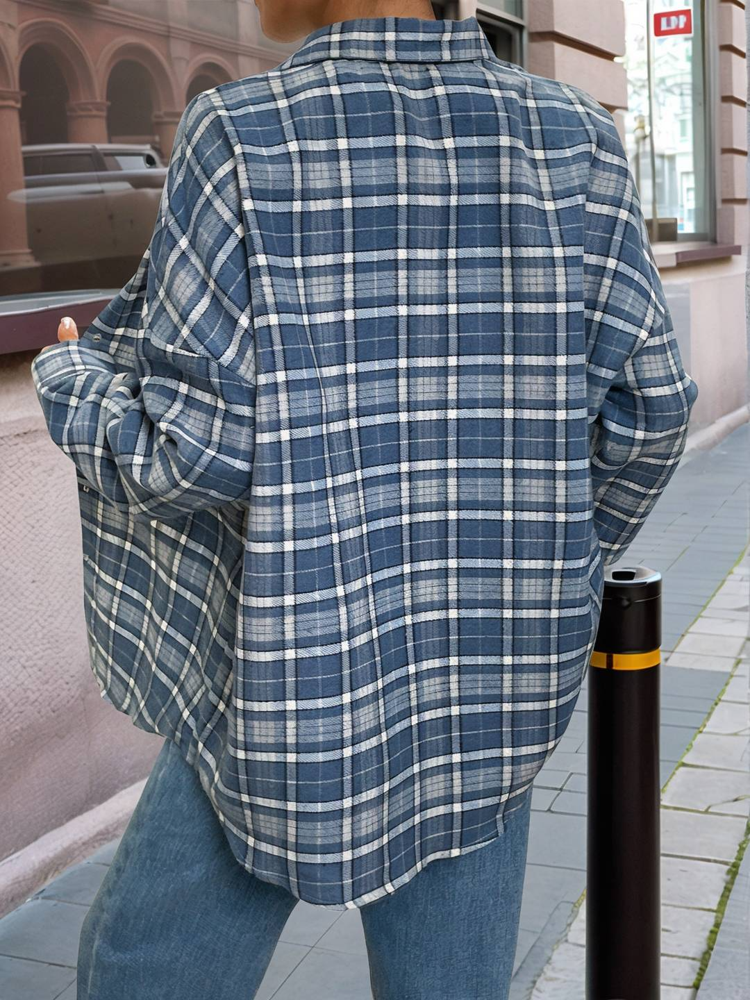 Women’s Shirt Jacket - Cotton Blend - Plaid Pattern - Long Sleeve - Relaxed Fit