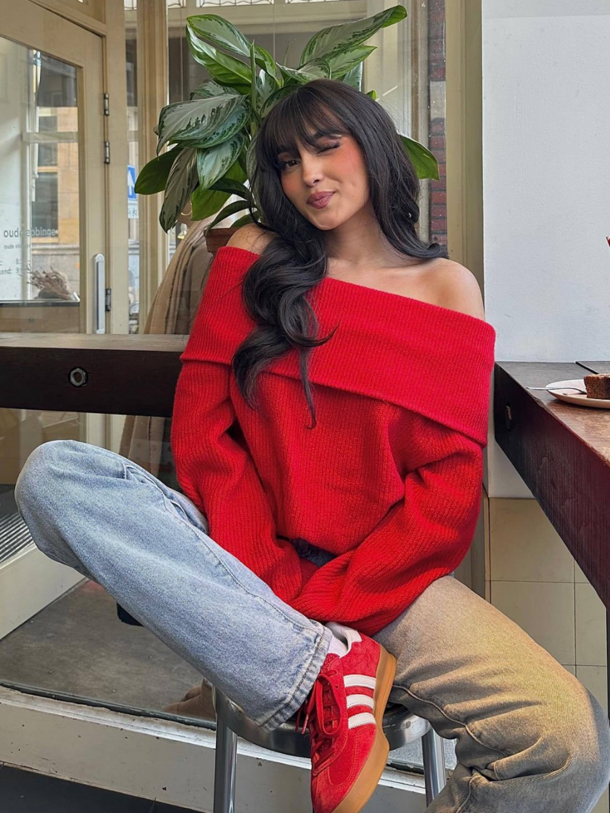 Rib-Knit Relaxed Fit Off-Shoulder Pullover Sweatshirt 