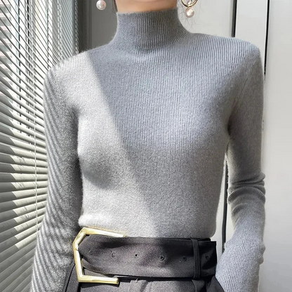 Women’s Pullover Sweater – Slim Fit – Wool Blend – Turtleneck – Ribbed Trim