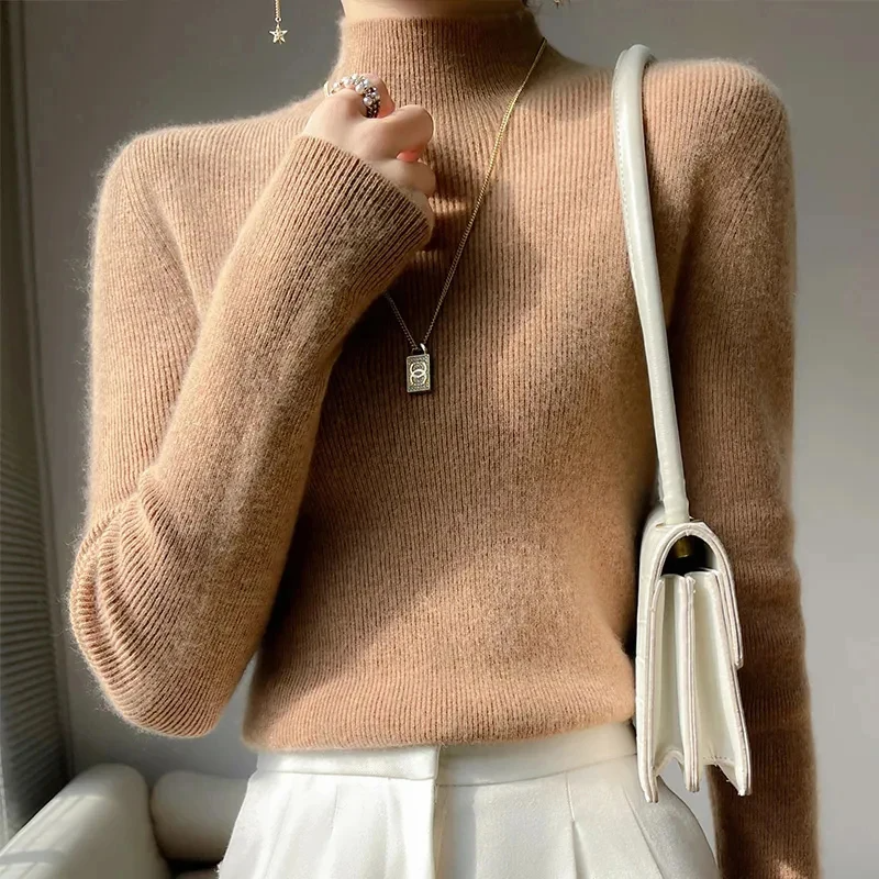 Women’s Pullover Sweater – Slim Fit – Wool Blend – Turtleneck – Ribbed Trim
