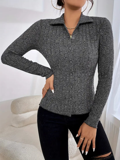 Women’s chic knitted cardigan