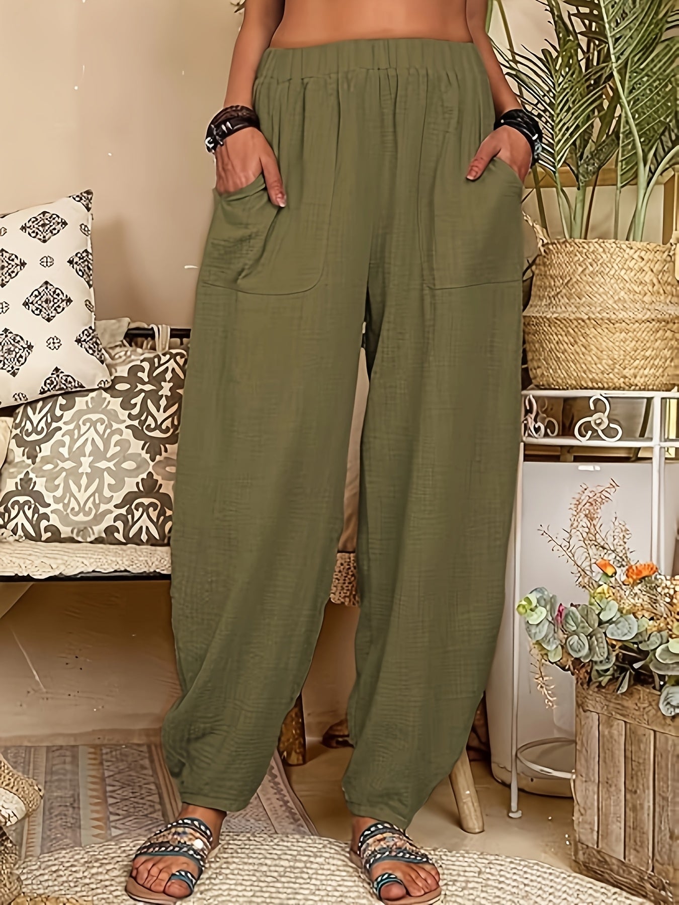 Casual loose-fit jogger pants with pockets for women