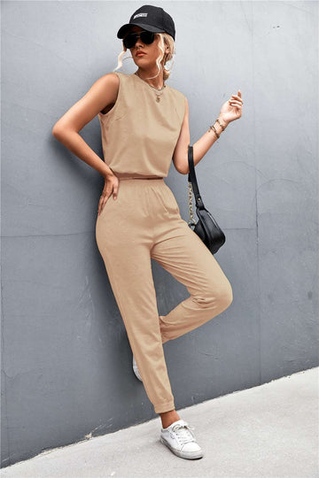 Joela - sleeveless top and joggers set