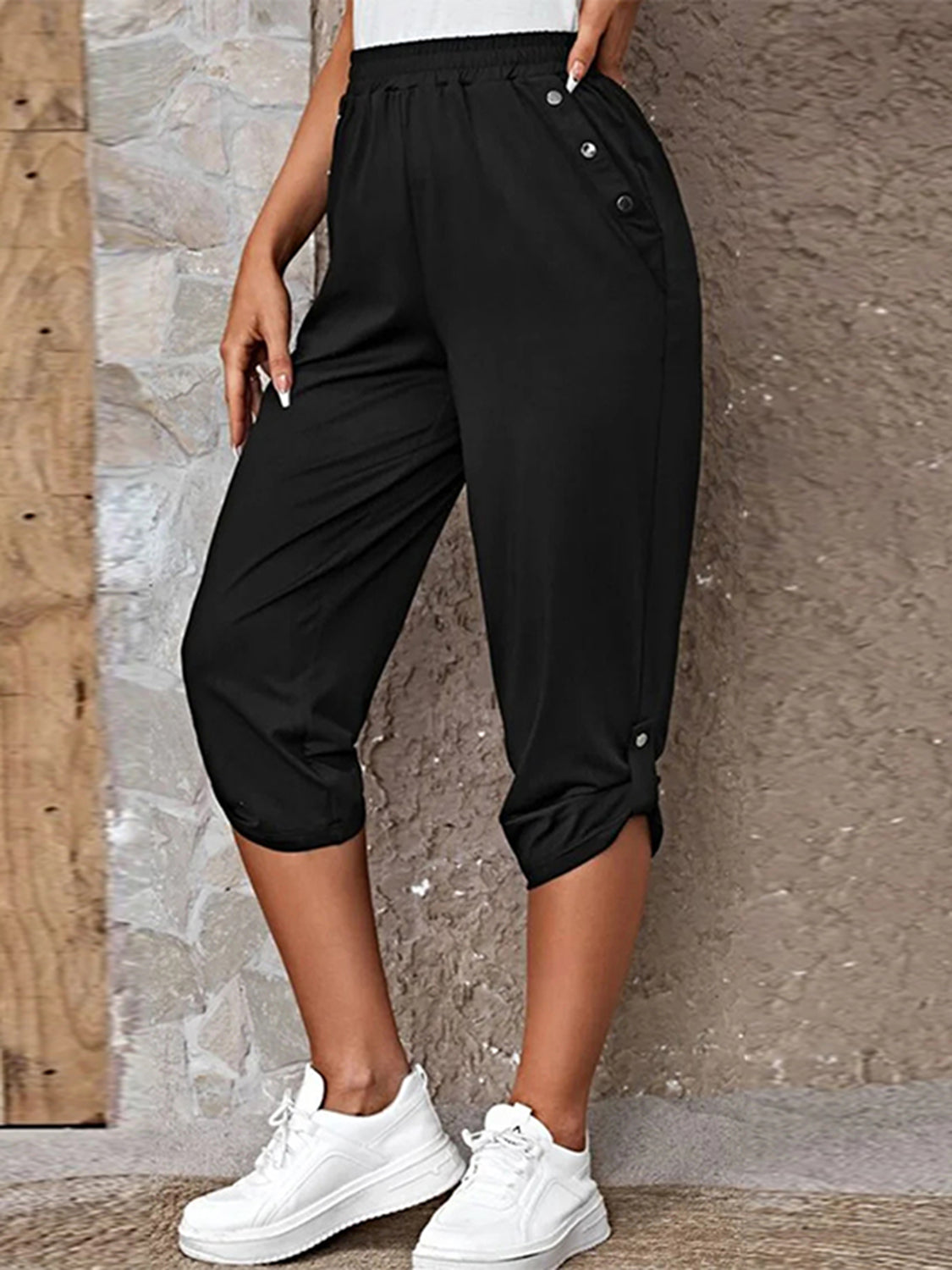Tara - roll tab capris pants
