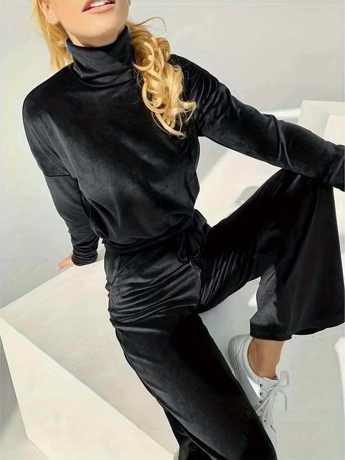 Women's turtleneck top and wide pants set