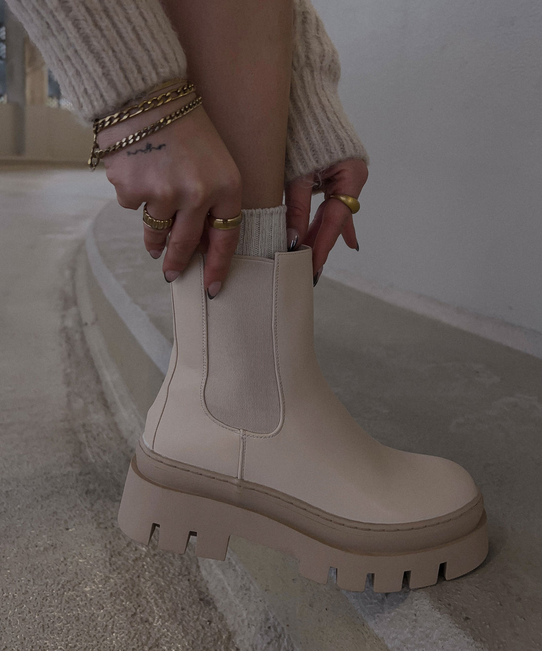 Women's beige short boots