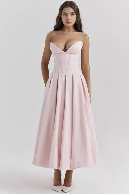 Women's Strapless Evening Gown - Sweetheart Neckline - Fitted Bodice - A-Line Silhouette