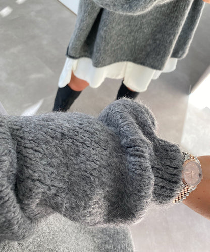 Women's dark gray pullover sweater