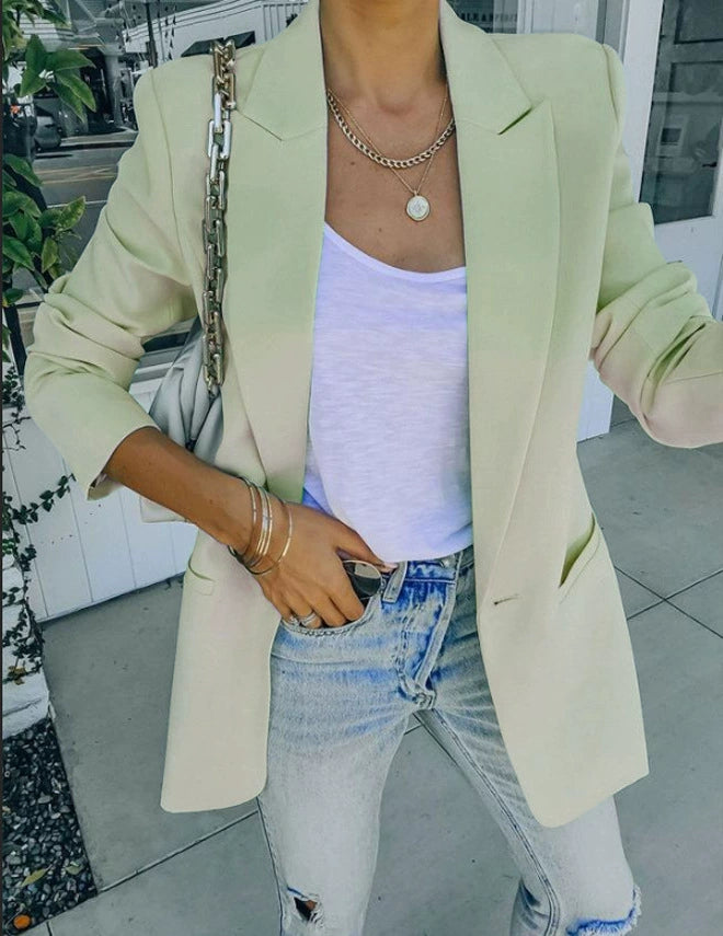 Women's classic office wear blazer