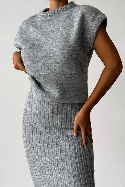 Gochee - mock neck sleeveless knitted two-piece dress set