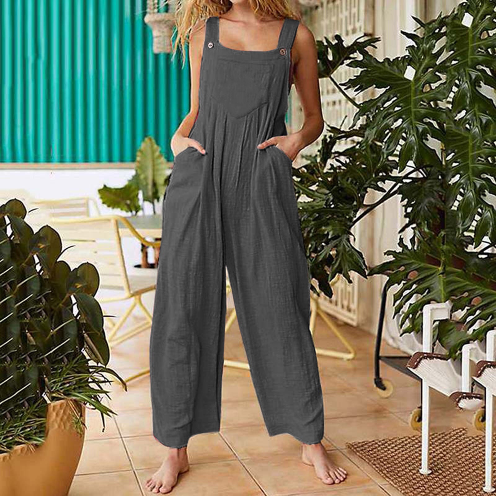 Relaxed Wide-Leg Sleeveless Jumpsuit With Pockets