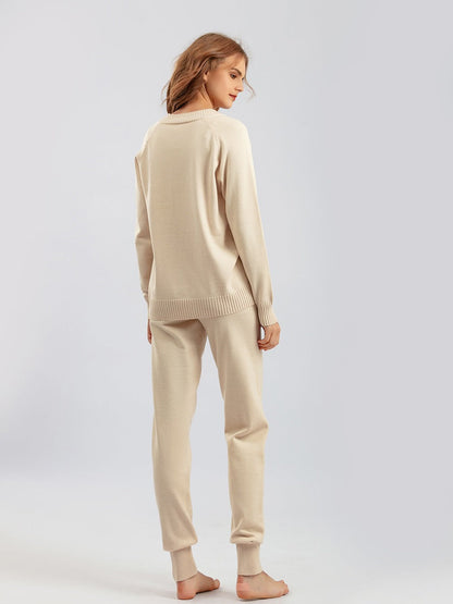 Women’s Two-Piece Lounge Set – V-Neck Sweater – Ribbed Harem Joggers – Relaxed Fit