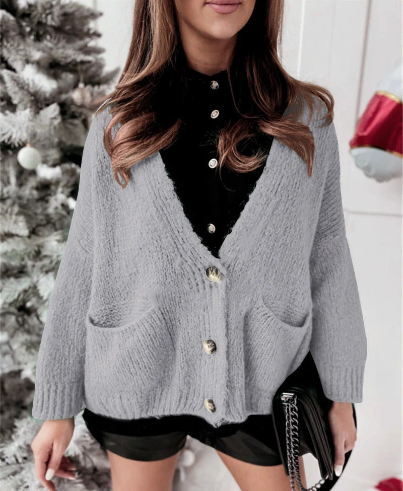Women’s Cardigan – Oversized Fit – Knitted Texture – V-Neck – Button Front – Pocketed