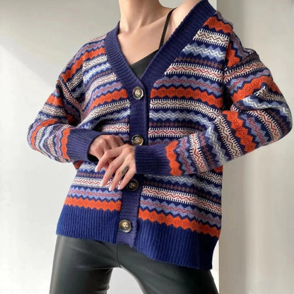 Women’s Cardigan – Relaxed Fit Knit – V-Neck – Button Front – Geometric Pattern