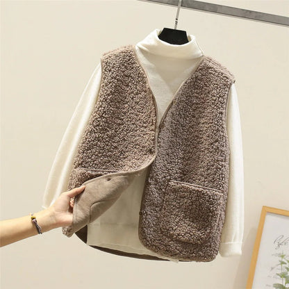 Women’s Puffer Gilet – Sherpa Fleece – Relaxed Fit – Button Front – Sleeveless Layering