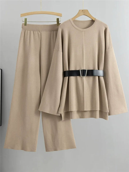 Relaxed Fit Knit Two-Piece Suit with Belt 