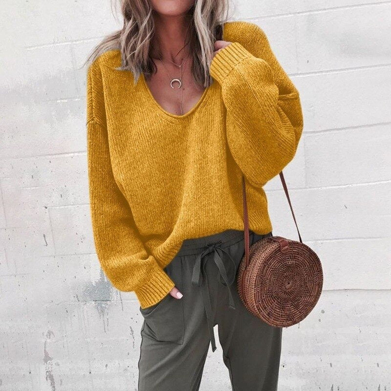 Wool Knit Relaxed Fit V-Neck Sweater 