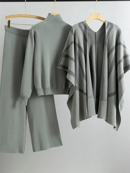 Women’s Three-Piece Shawl Cape – Knitted Fabric – Geometric Pattern – Relaxed Open Front Fit