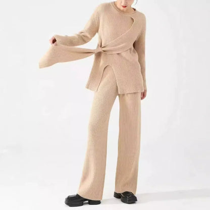 Women’s Knit Two-Piece Set – Relaxed Fit Sweater – Ribbed Wide-Leg Pants – Asymmetrical Design