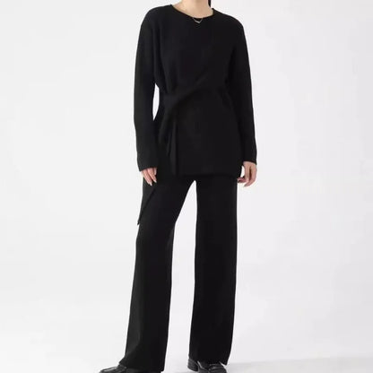 Women’s Knit Two-Piece Set – Relaxed Fit Sweater – Ribbed Wide-Leg Pants – Asymmetrical Design