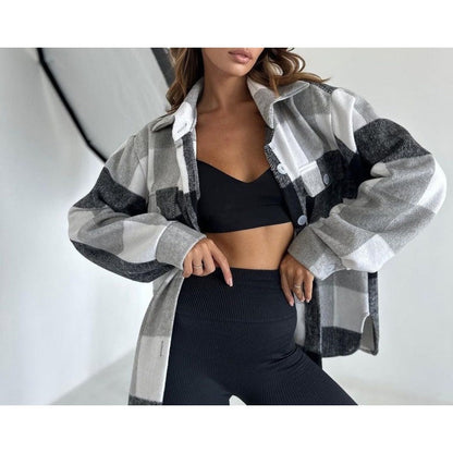 Women’s Jacket – Oversized Fit – Plaid Pattern – Button-Up Front – Soft Woven Fabric