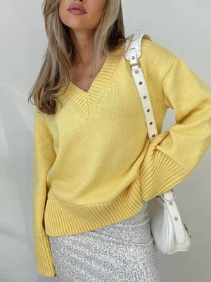 Women’s Pullover Sweater – Soft Knit – Relaxed Fit – V-Neck – Ribbed Trim – Long Sleeve