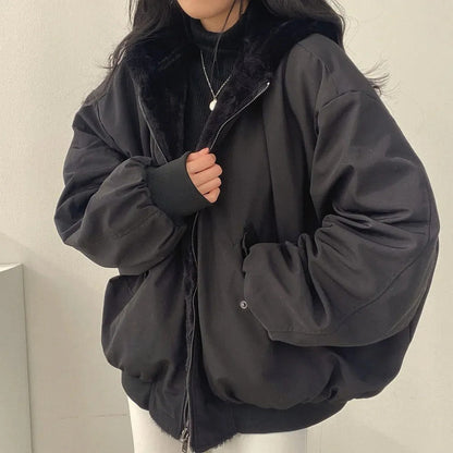 Women’s Jacket – Relaxed Fit – Plush Lining – Double Layer – Ribbed Cuffs – Zipper Closure