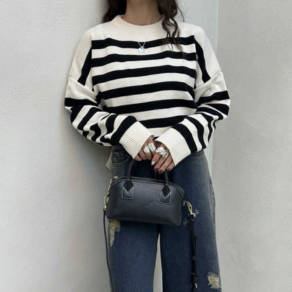 Women’s Pullover Sweatshirt – Loose Fit – Striped Knit – Ribbed Crew Neck and Hem