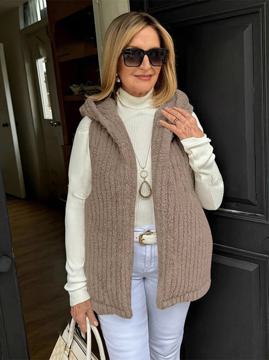 Plush Fuzzy Relaxed Fit Hooded Vest 