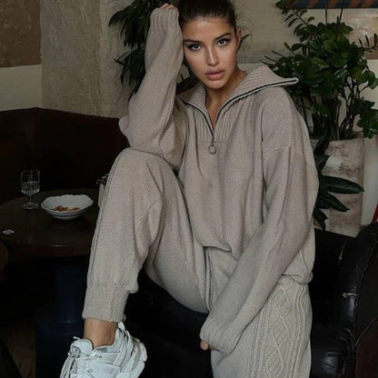 Women’s Two-Piece Loungewear Set – Soft Knit – Oversized Fit – Quarter-Zip Top – Ribbed Trim