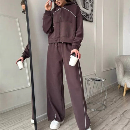 Women’s Two-Piece Set – Oversized Fit – Zipper Hoodie and Pants – Cotton Blend – Contrast Seams