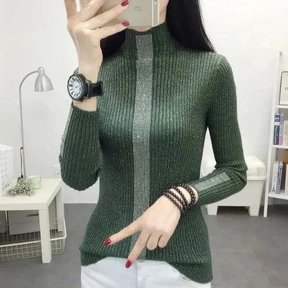 Women's loose fit turtleneck sweater