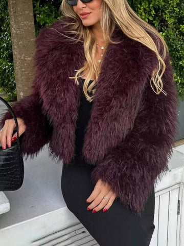 Elegant faux fur cropped coat with plush texture