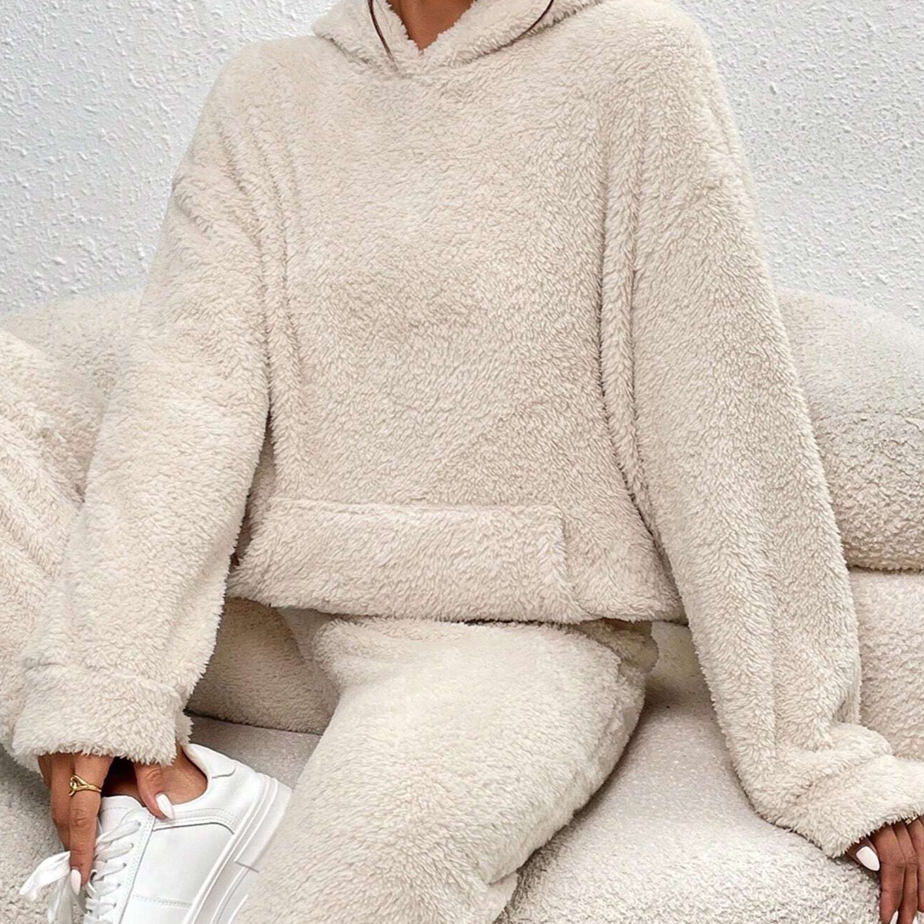 Women’s Loungewear Set – Teddy Fleece – Oversized Fit – Hooded 2-Piece Cozy Wear