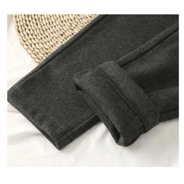 Women's elegant and comfortable trousers