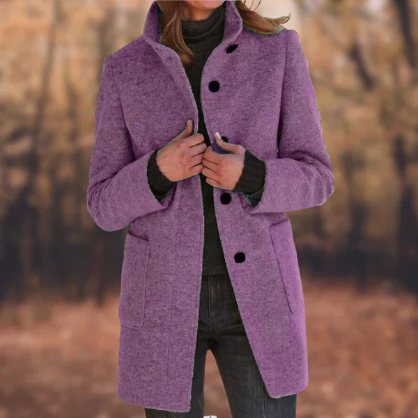 High collar women's coat with buttons