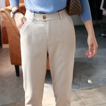 Women's elegant and comfortable trousers