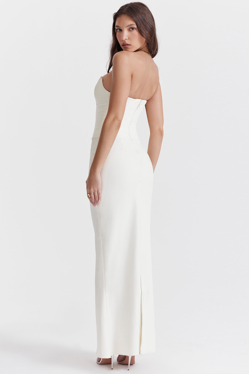 Women’s Formal Dress – Strapless Sweetheart Neckline – Satin Feel – Slim Fit – Full Length