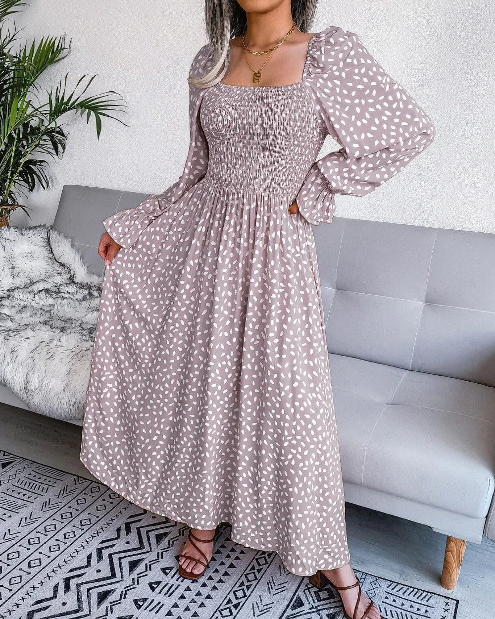 Romara - Stylish summer dress with polka dot print and long puff sleeves