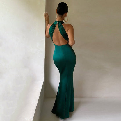 Women's Evening Gown - Halter Neckline - Floor-Length Satin Elegant Formal Wear