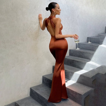 Women's Evening Gown - Halter Neckline - Floor-Length Satin Elegant Formal Wear